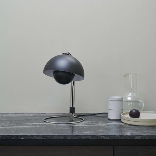 Flower Pot Table Lamp VP4