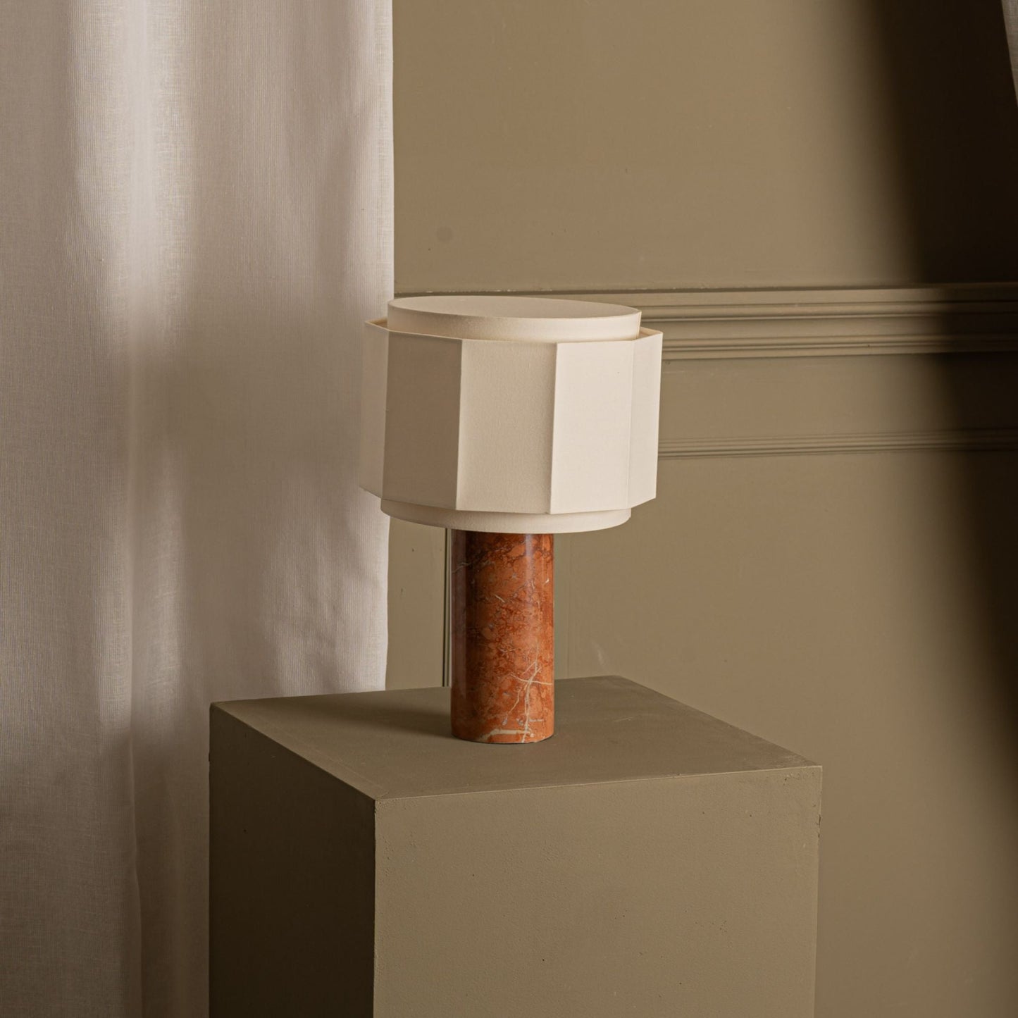 Pipito Okla Marble Table Lamp