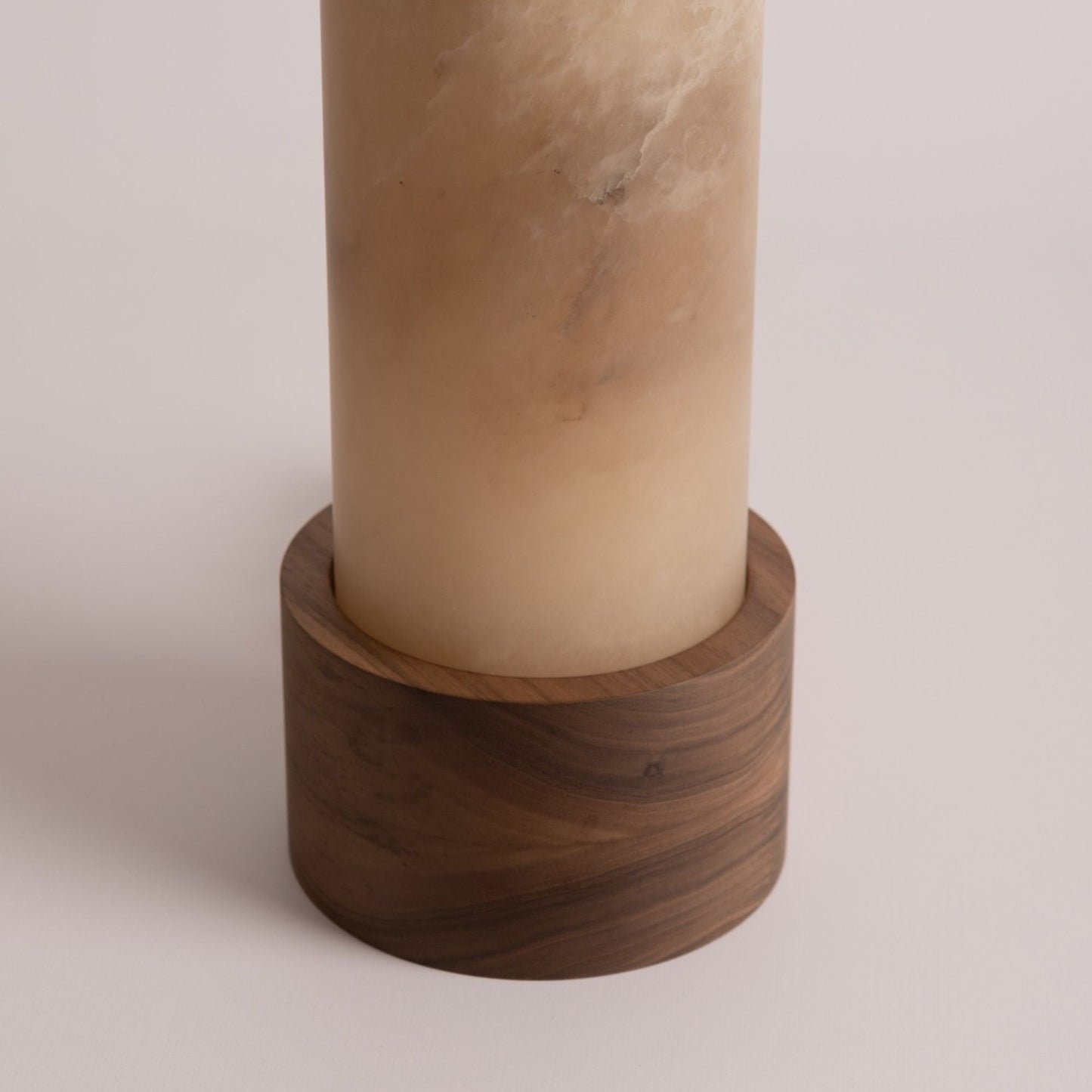 Pura Kelo White Alabaster Table Lamp