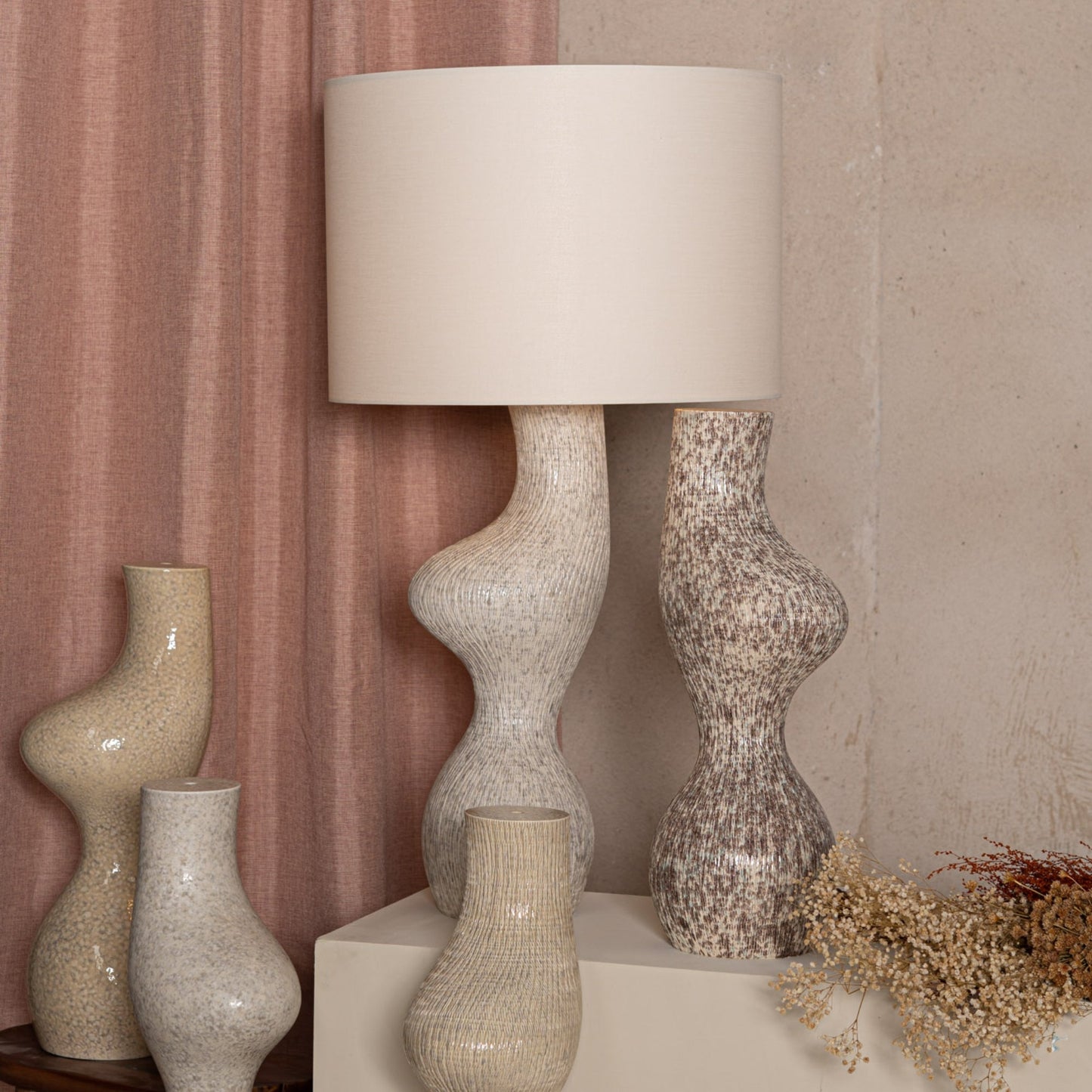 Venuso Ceramic Table Lamp