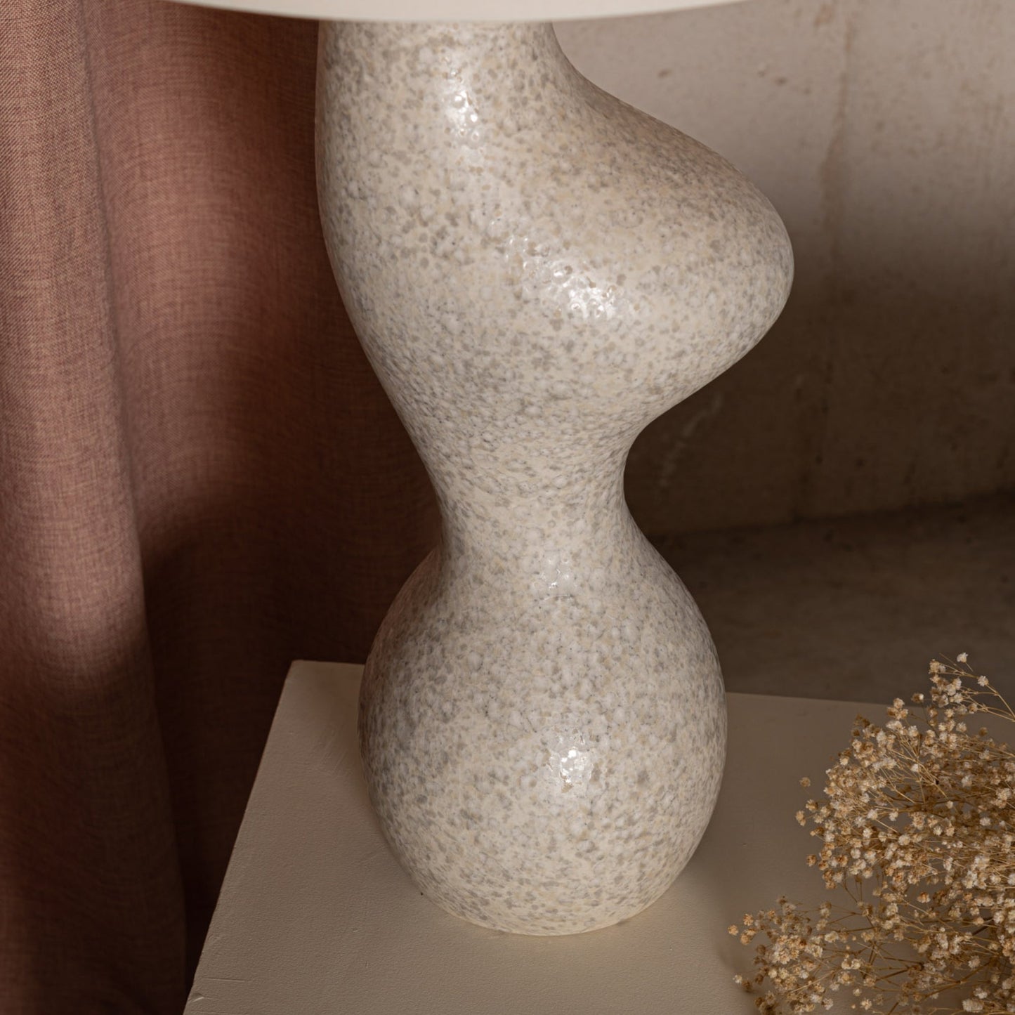 Venuso Ceramic Table Lamp